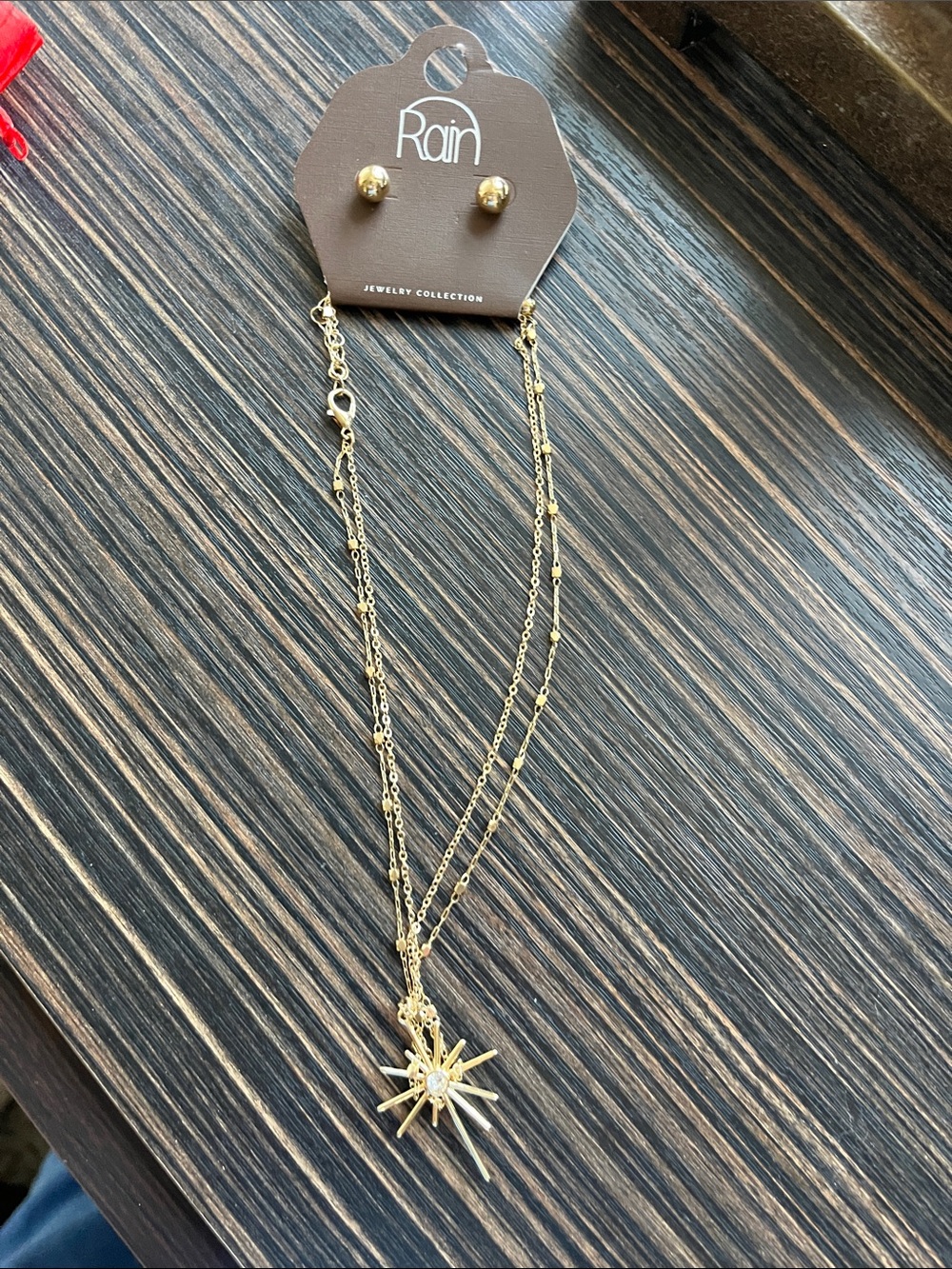 Gold Starburst Layered Pendant Necklace